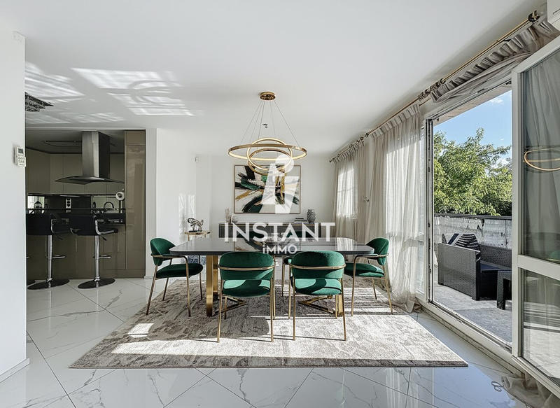 Appartement - 107 m² - 6 pièces