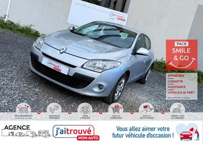 Renault Mégane III 1.6 i 16v 100Cv Expression/ 1°main/ 79 000Km/Historique d'entretien complet/ Véhicule Sous Garantie/ Ct Révision Kit Distribution Ok/ Pneus m+S/ Climatisation/ Fixation Isofix/ Auto Radio Cd Prise aux/ Projecteurs Antibrouillard/ Clim