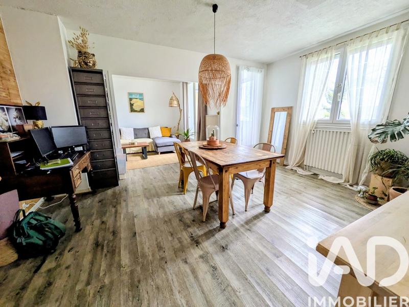 Appartement - 81 m² - 4 pièces