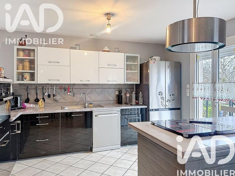 Maison - 84 m² - 5 pièces