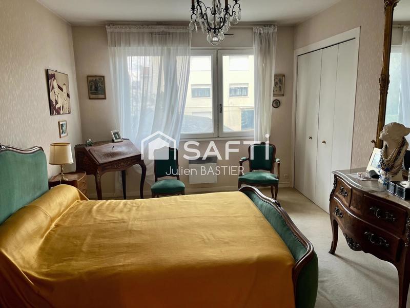 Appartement - 122 m² - 5 pièces