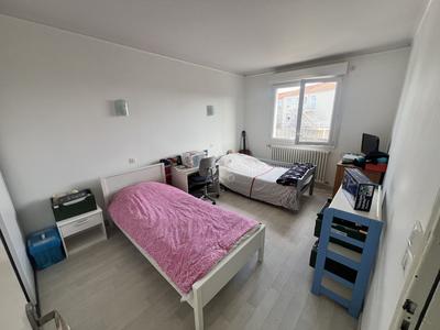 Appartement - 83 m² - 4 pièces