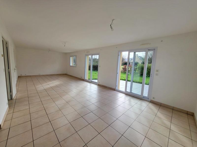 Maison - 126 m² - 9 pièces
