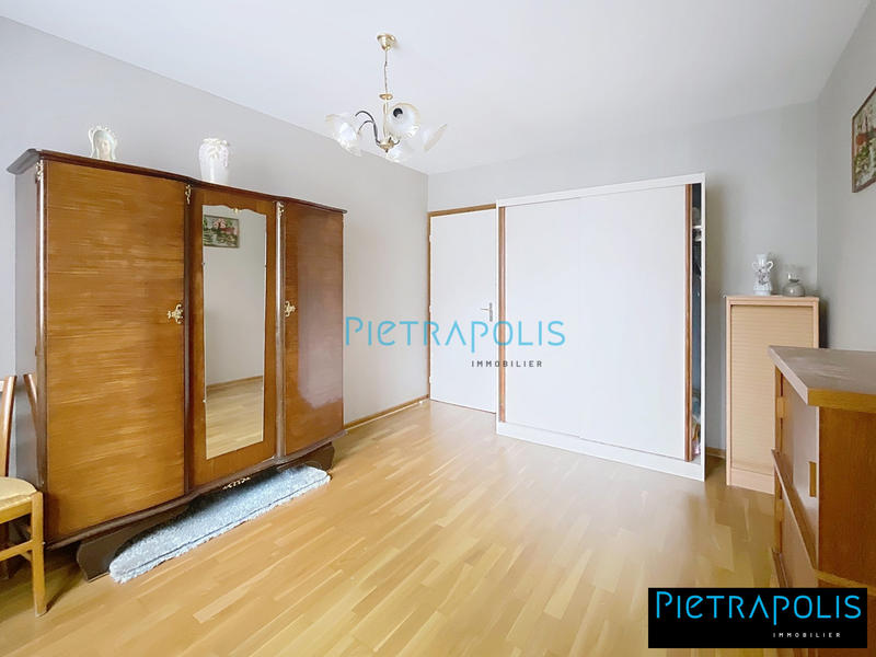 Appartement - 86 m² - 4 pièces