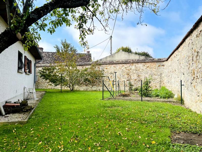 Maison - 101 m² - 5 pièces