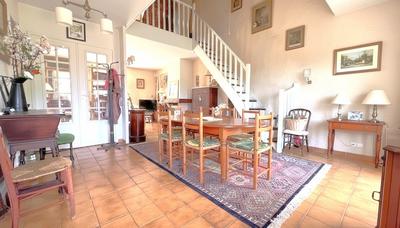 Maison - 145 m² - 7 pièces