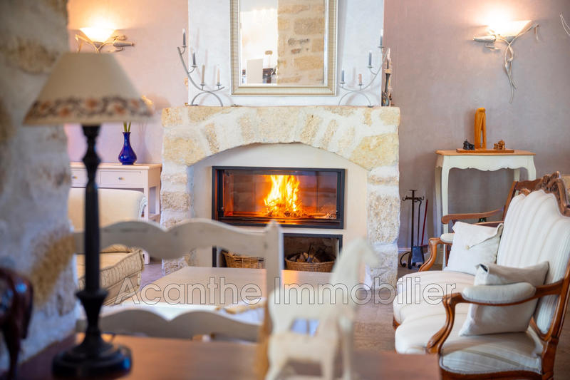 Mas - 298 m² - 8 pièces