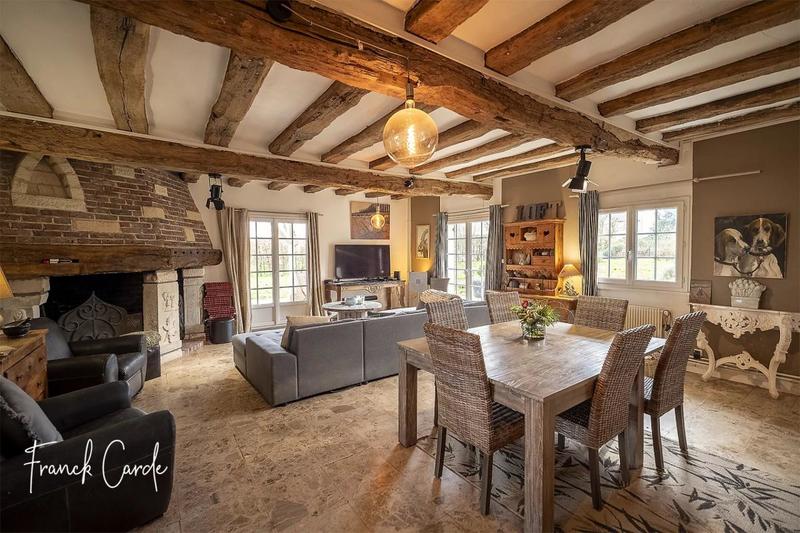 Maison de campagne - 280 m² - 11 pièces