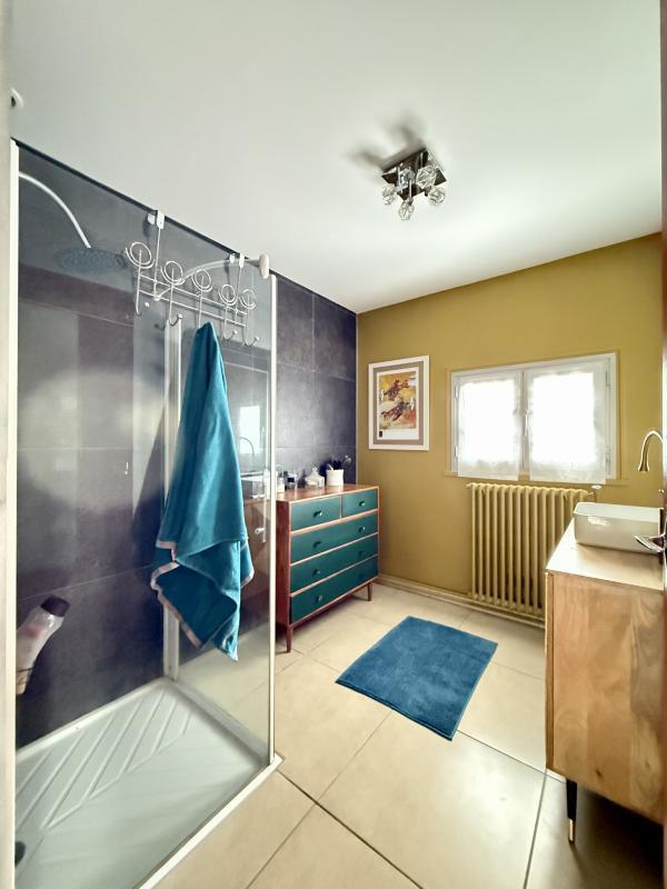 Maison de ville - 243 m² - 6 pièces