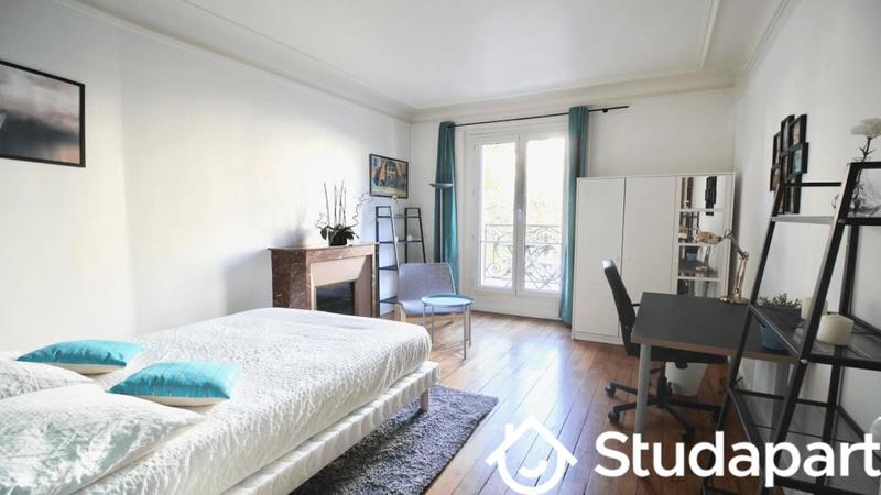 Chambre - 13 m² - 1 pièce
