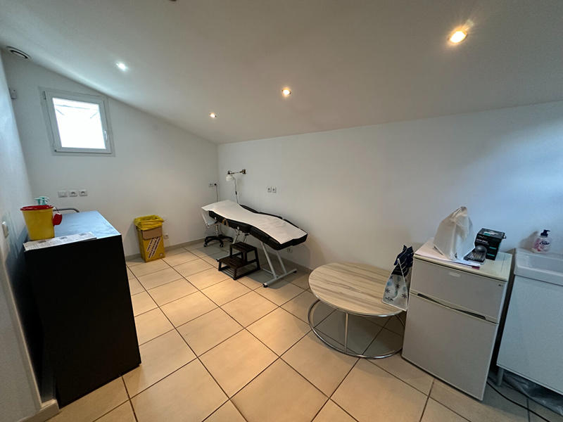 Local d'activités - 62 m²