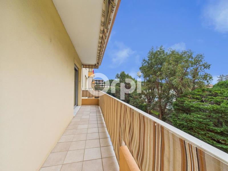 Appartement - 71 m² - 2 pièces