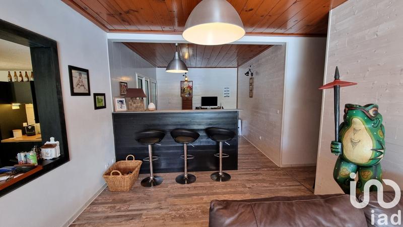 Maison - 242 m² - 6 pièces