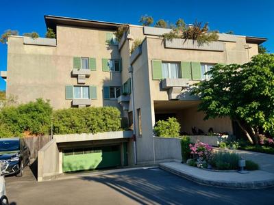 Appartement - 81 m² - 3 pièces