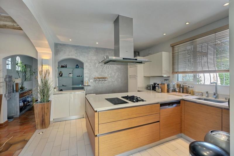 Maison - 150 m² - 4 pièces