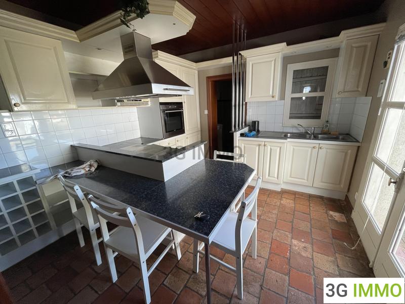 Maison en pierre - 172 m² - 5 pièces