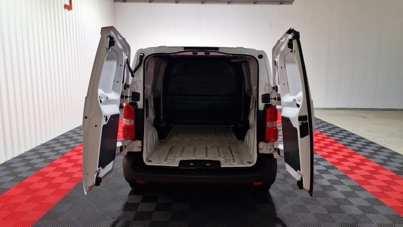 Peugeot Expert tole standard 1.5 bluehdi 120 ss bvm6 pro