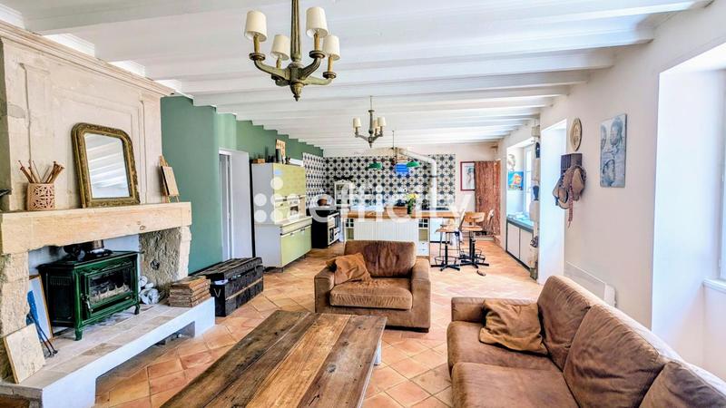 Maison - 180 m² - 7 pièces