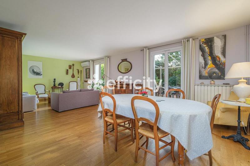 Villa - 115 m² - 6 pièces