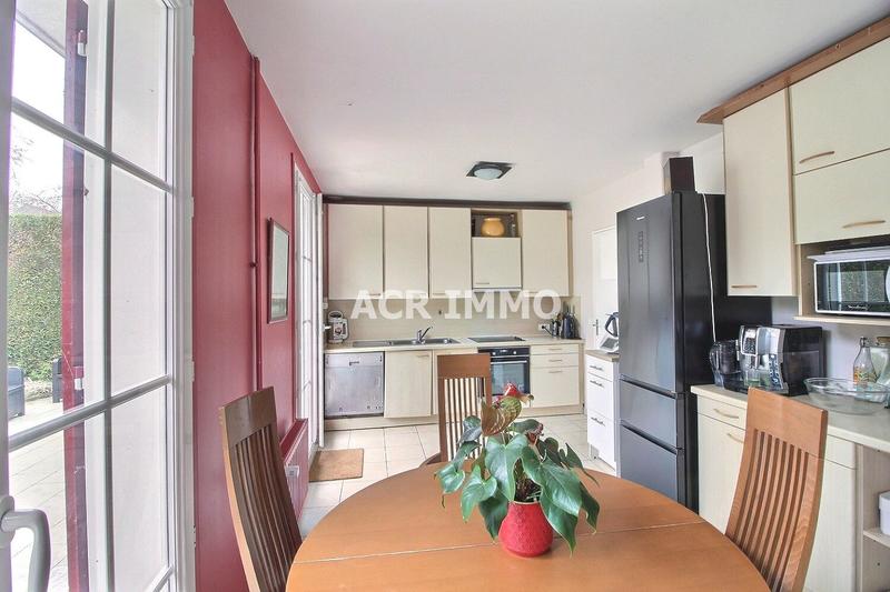 Maison - 144 m² - 7 pièces