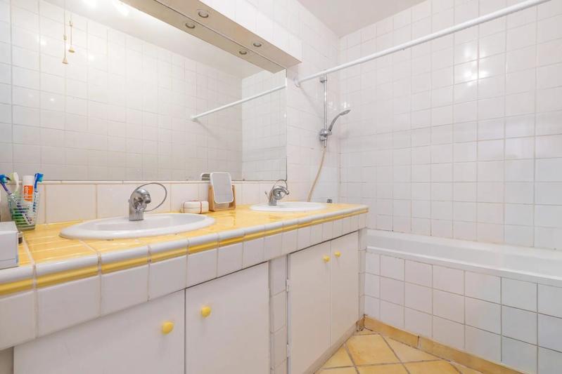 Appartement - 84 m² - 4 pièces