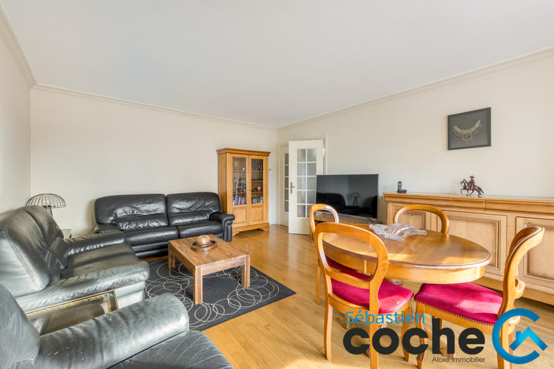 Appartement - 92 m² - 4 pièces