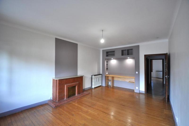 Maison de ville - 539 m² - 10 pièces