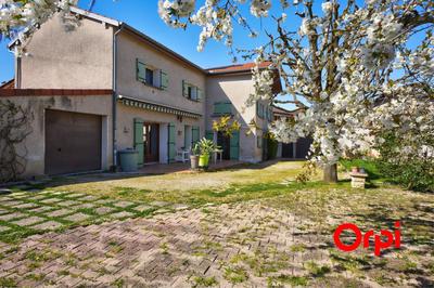 Maison - 293 m² - 5 pièces