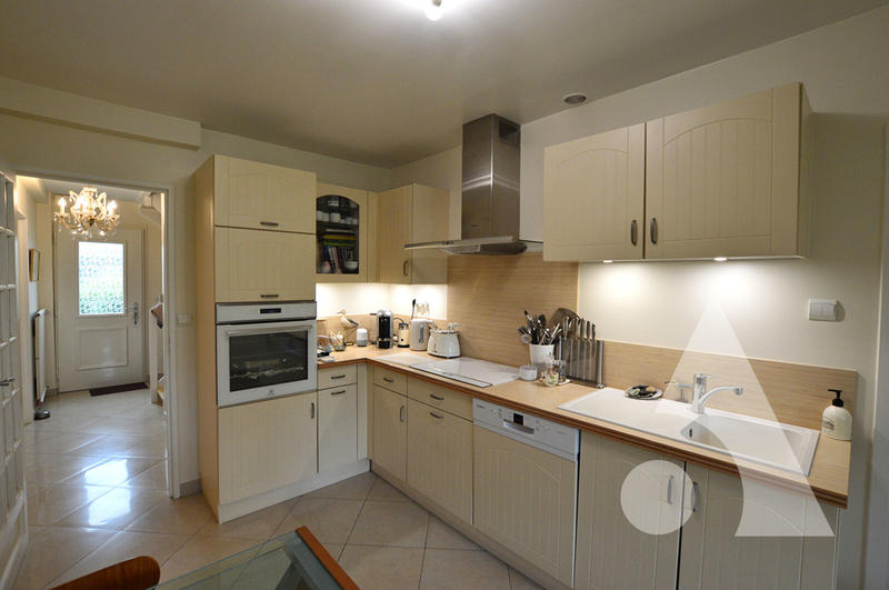 Maison - 108 m² - 5 pièces