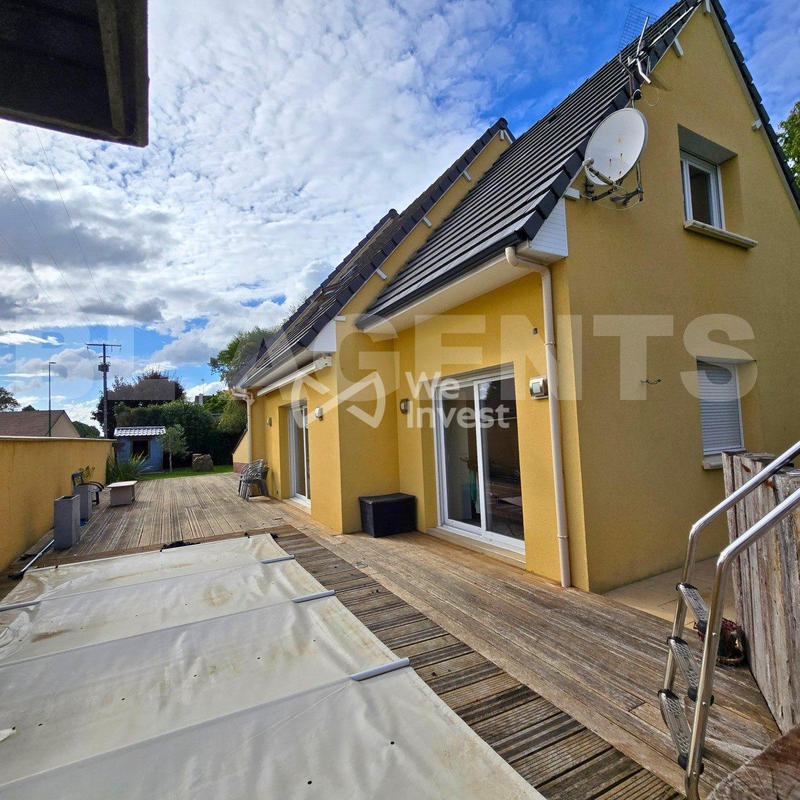 Maison - 200 m² - 8 pièces