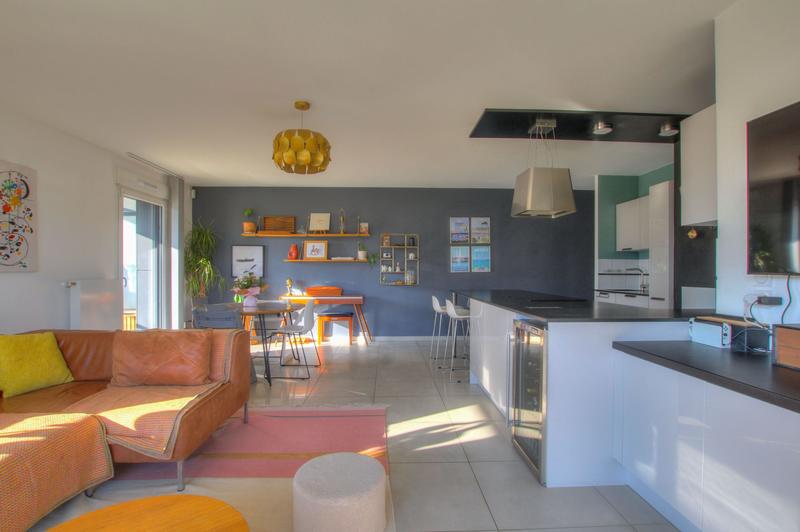 Appartement - 100 m² - 4 pièces