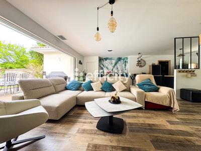 Maison - 112 m² - 4 pièces