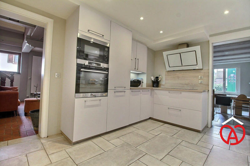 Maison - 192 m² - 7 pièces