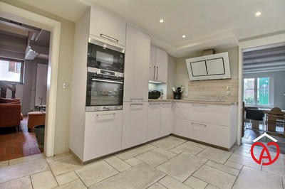 Maison - 192 m² - 7 pièces