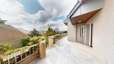 Maison - 165 m² - 5 pièces