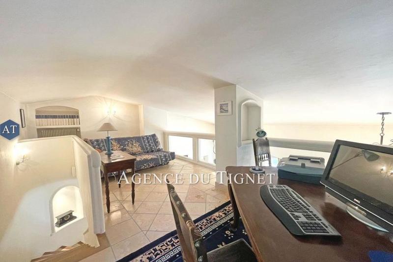 Maison traditionnelle - 251 m² - 5 pièces