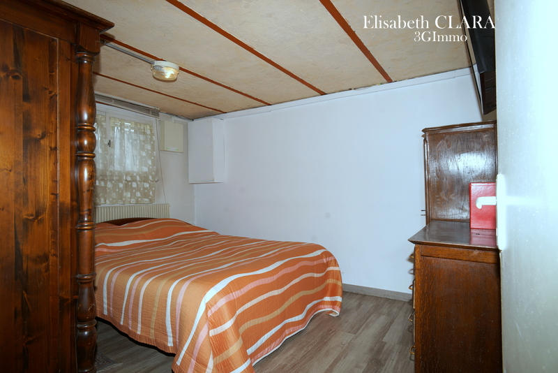 Maison - 96 m² - 5 pièces