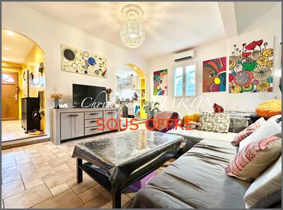 Maison - 92 m² - 4 pièces