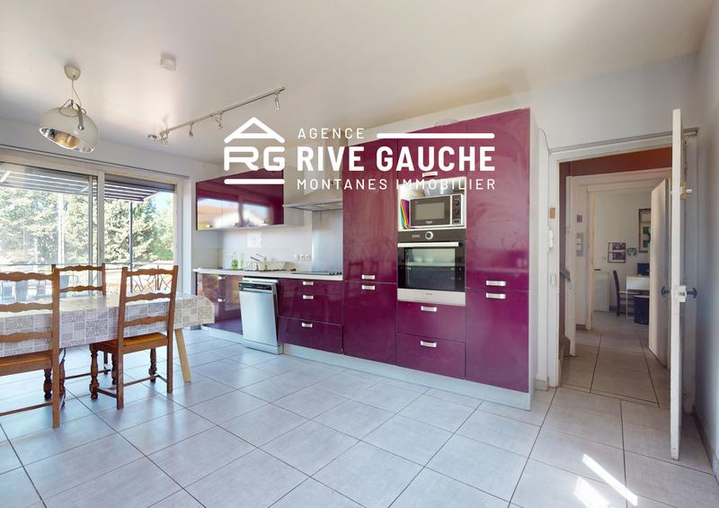 Maison - 196 m² - 7 pièces