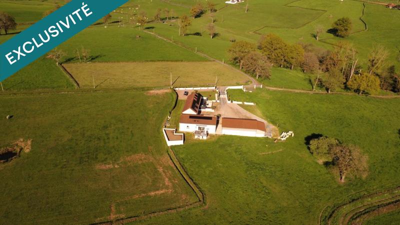 Maison - 263 m² - 9 pièces