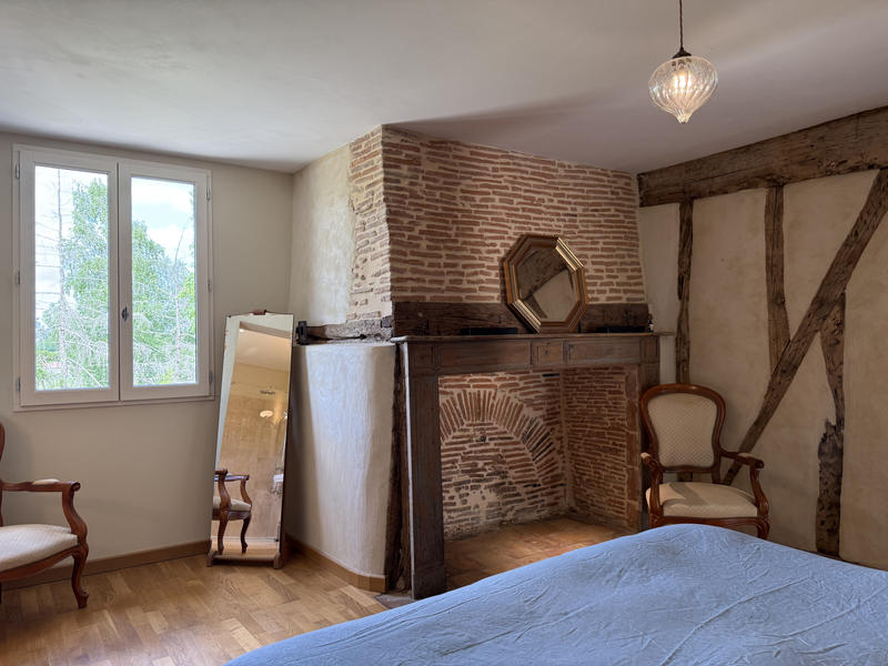 Maison - 262 m² - 9 pièces