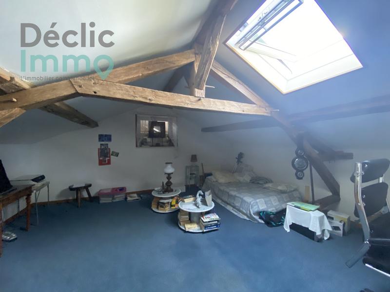 Maison - 249 m² - 7 pièces