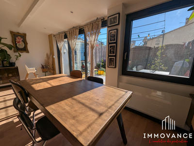 Maison - 90 m² - 4 pièces