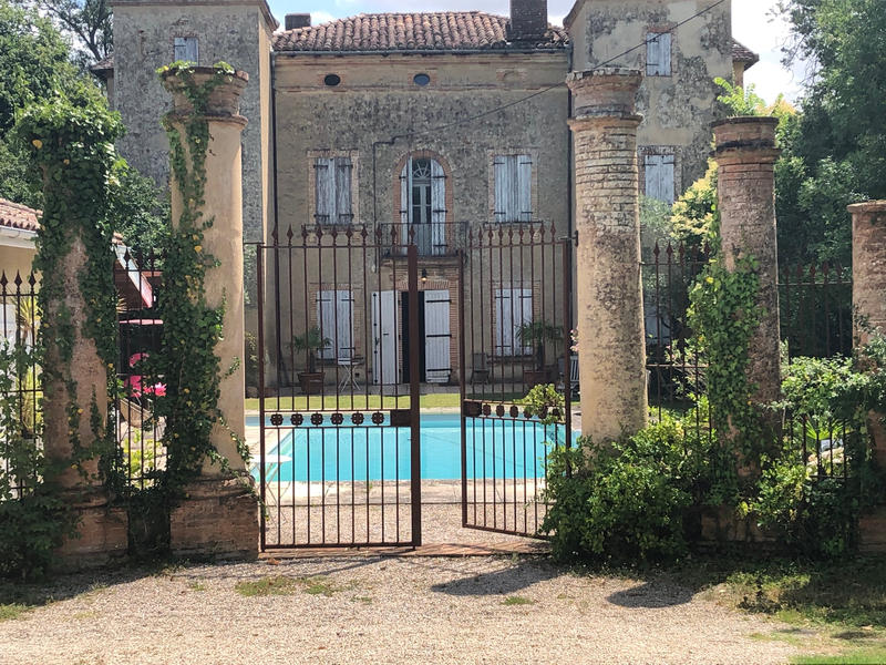 Château - 390 m² - 12 pièces