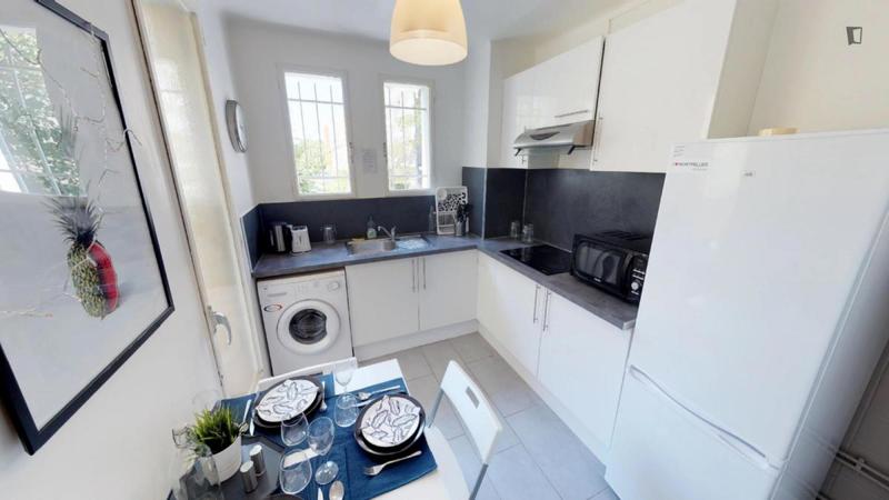 Chambre - 10 m² - 5 pièces