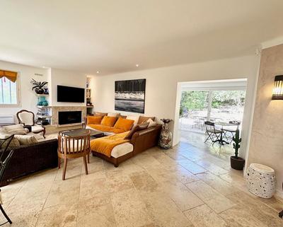 Villa - 180 m² - 6 pièces