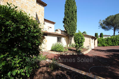 Villa - 165 m² - 6 pièces