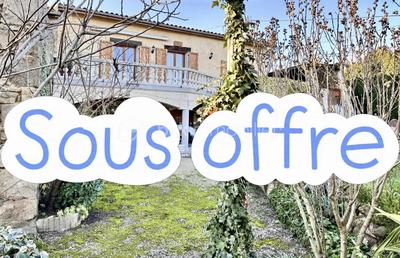 Maison en pierre - 90 m² - 4 pièces