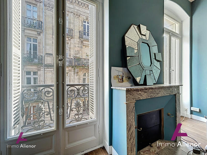 Appartement - 120 m² - 5 pièces