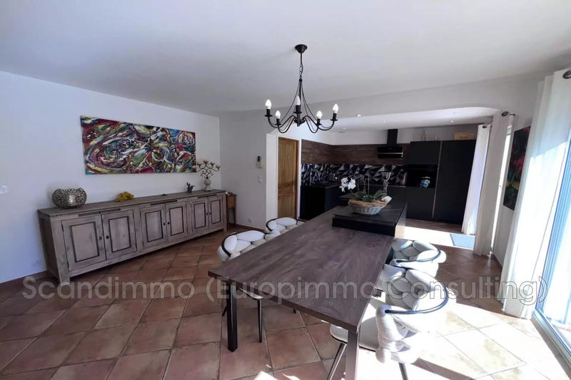 Maison - 120 m² - 5 pièces